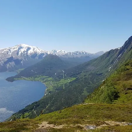 Between Fjord Og Glacier Homestay