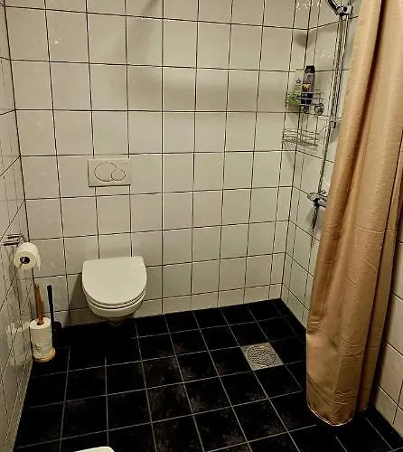 民宿 Between Fjord Og Glacier *